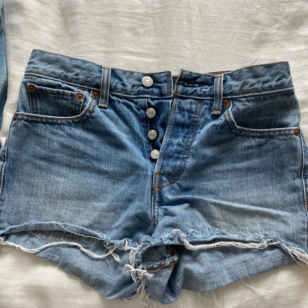 Levi’s shorts